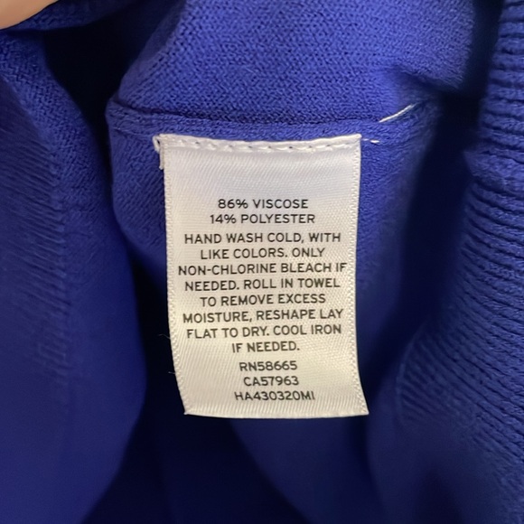 3 for $25! Halogen Elegant Blue Ruffle Sleeve Top, size small‎ - Picture 3 of 4